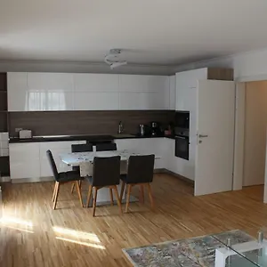 Park Hauptbahnhof Apartament